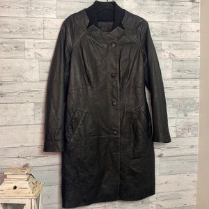 NWOT Beautiful Long Danier Leather Coat Thinsulate Size M